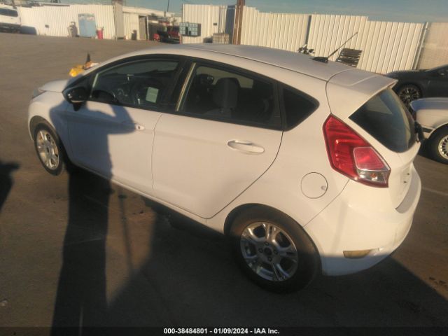 Photo 2 VIN: 3FADP4EJ1FM179585 - FORD FIESTA 