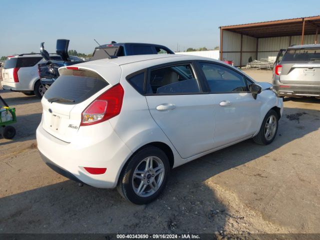 Photo 3 VIN: 3FADP4EJ1JM119122 - FORD FIESTA 