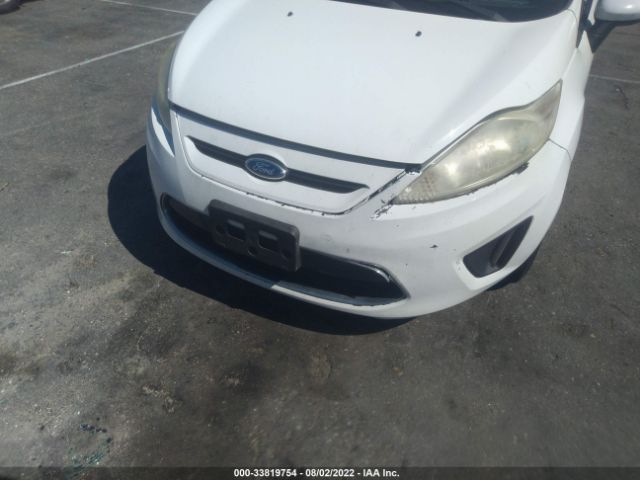 Photo 5 VIN: 3FADP4EJ2CM117673 - FORD FIESTA 