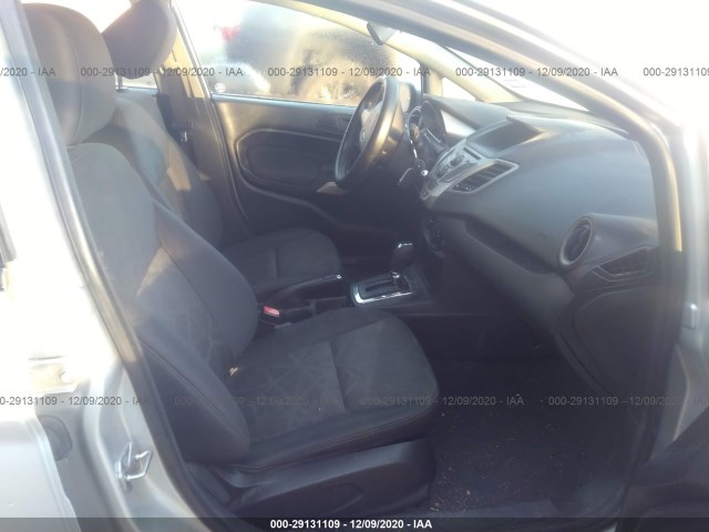 Photo 4 VIN: 3FADP4EJ2CM207938 - FORD FIESTA 