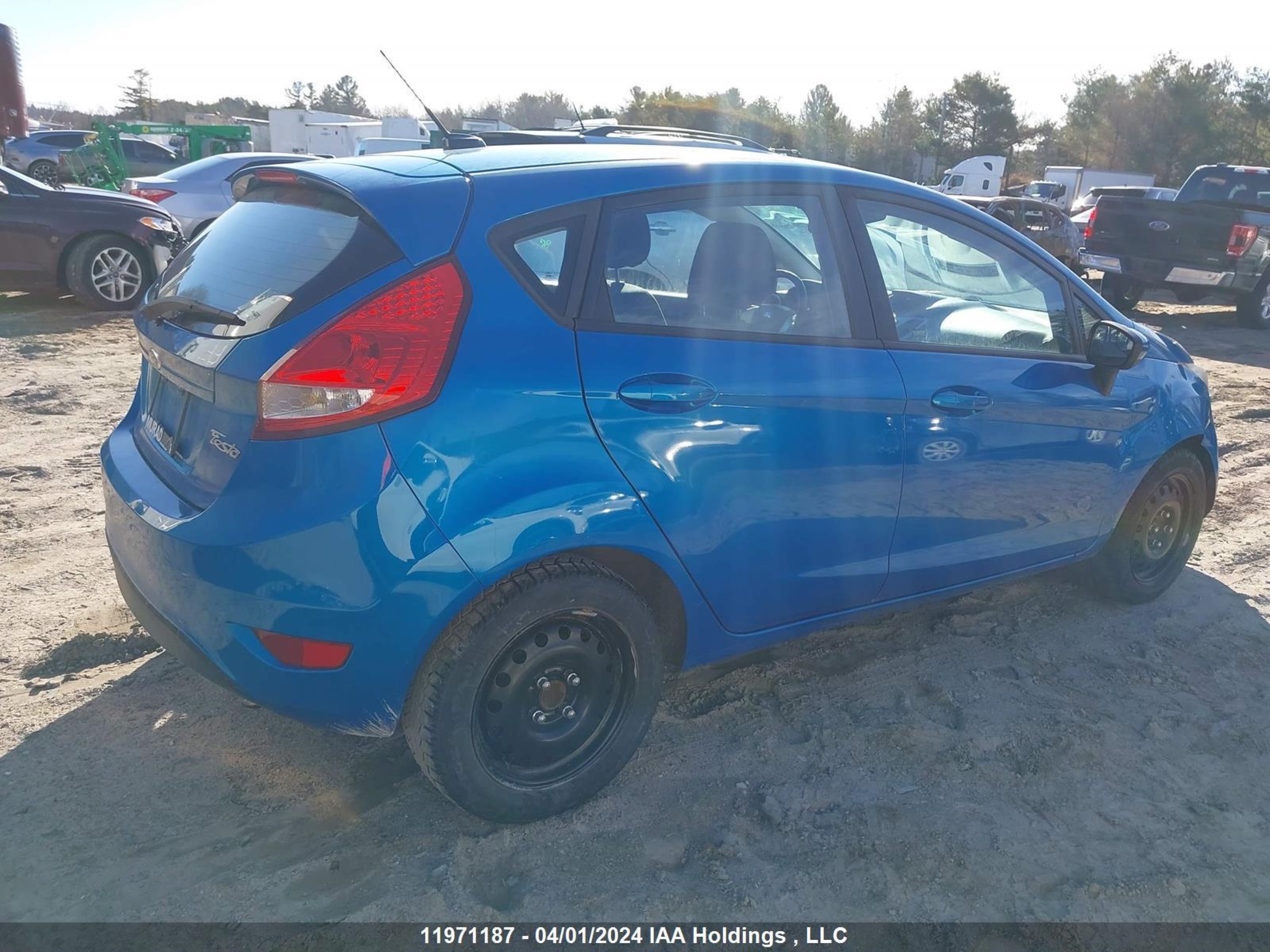 Photo 3 VIN: 3FADP4EJ2DM143207 - FORD FIESTA 