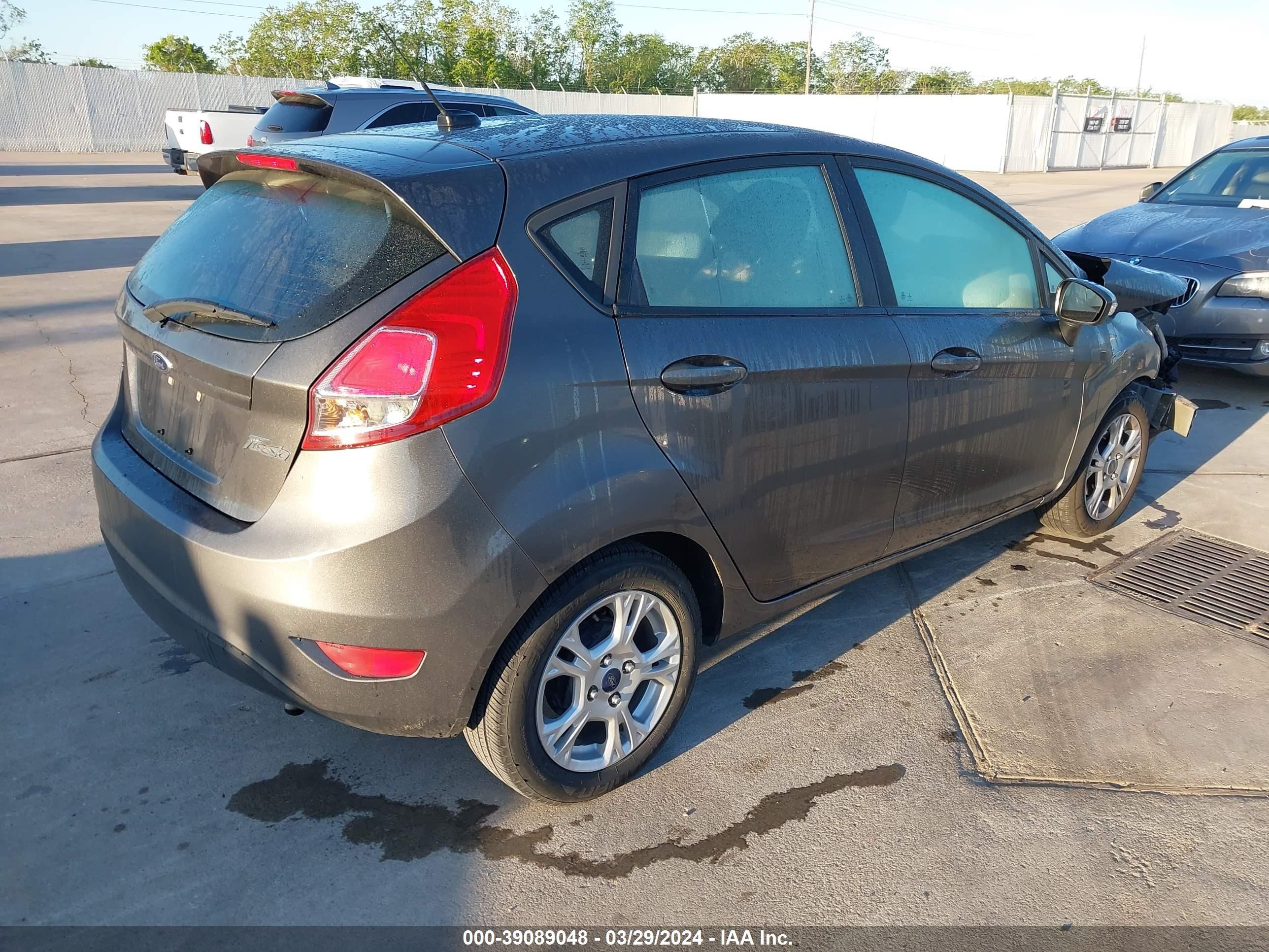 Photo 3 VIN: 3FADP4EJ2FM107861 - FORD FIESTA 