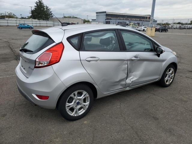 Photo 2 VIN: 3FADP4EJ2GM203619 - FORD FIESTA SE 