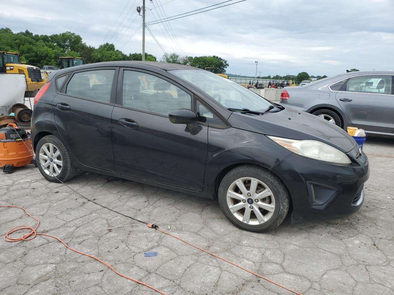 Photo 3 VIN: 3FADP4EJ3BM170459 - FORD FIESTA 