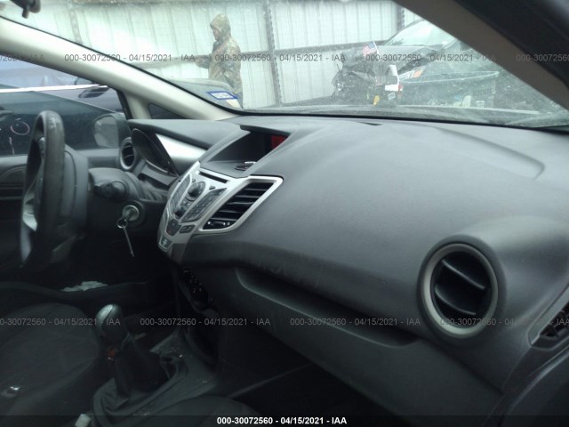 Photo 4 VIN: 3FADP4EJ3DM220800 - FORD FIESTA 