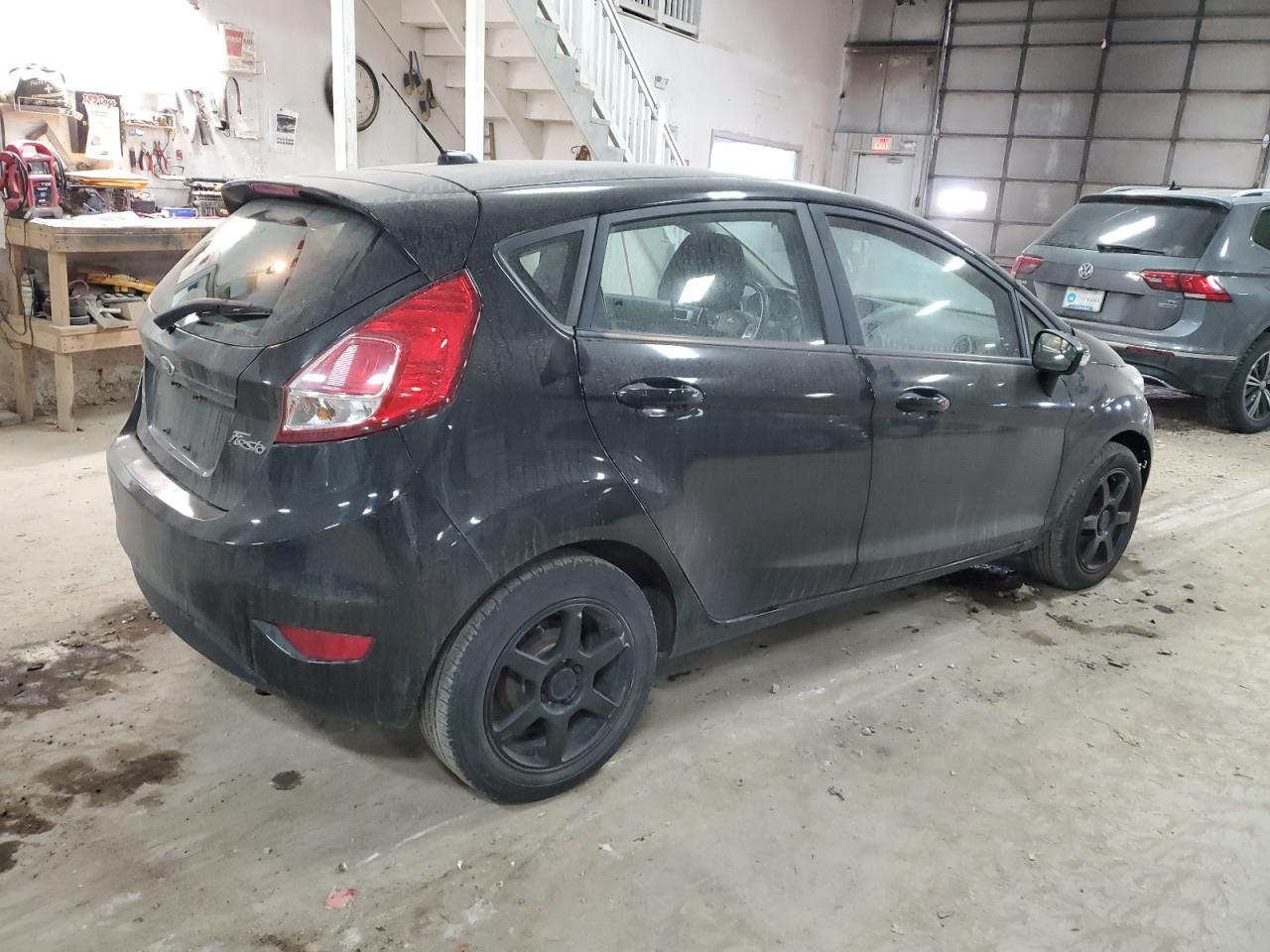 Photo 2 VIN: 3FADP4EJ3FM153313 - FORD FIESTA 