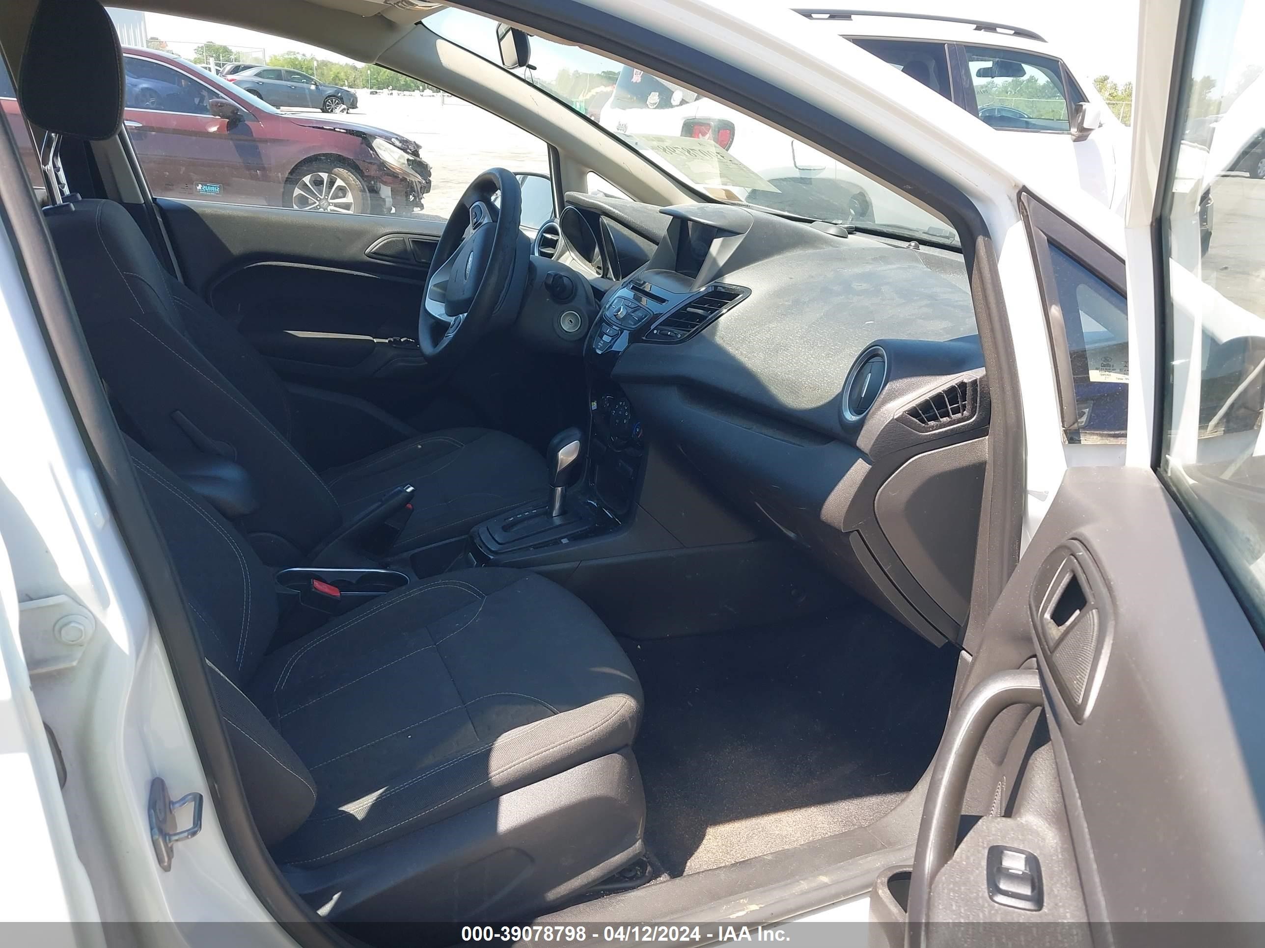 Photo 4 VIN: 3FADP4EJ3HM170289 - FORD FIESTA 