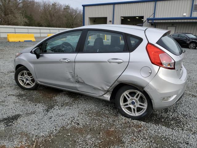 Photo 1 VIN: 3FADP4EJ3JM114410 - FORD FIESTA 