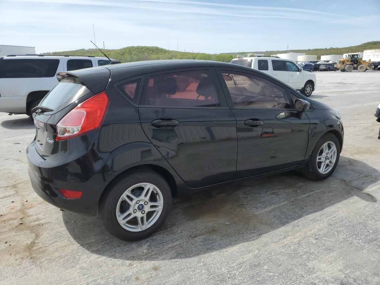 Photo 2 VIN: 3FADP4EJ3KM110679 - FORD FIESTA 