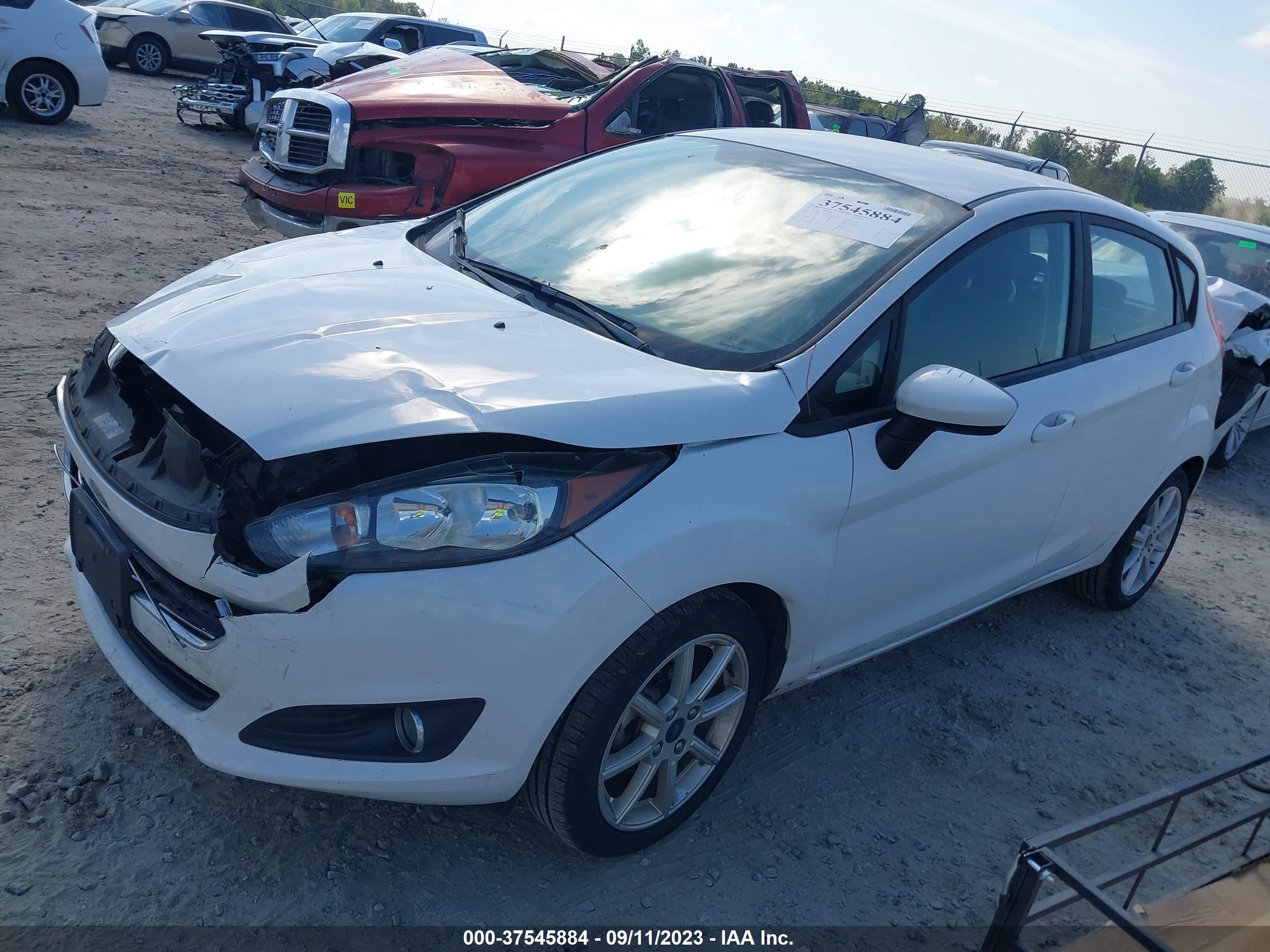 Photo 12 VIN: 3FADP4EJ3KM124548 - FORD FIESTA 