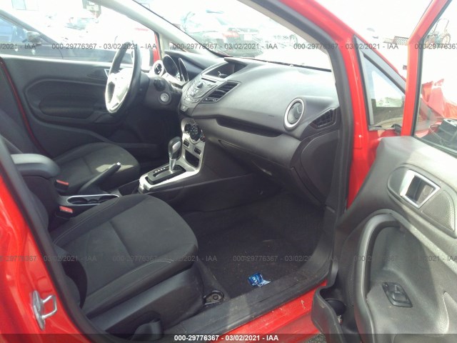 Photo 4 VIN: 3FADP4EJ4FM111491 - FORD FIESTA 