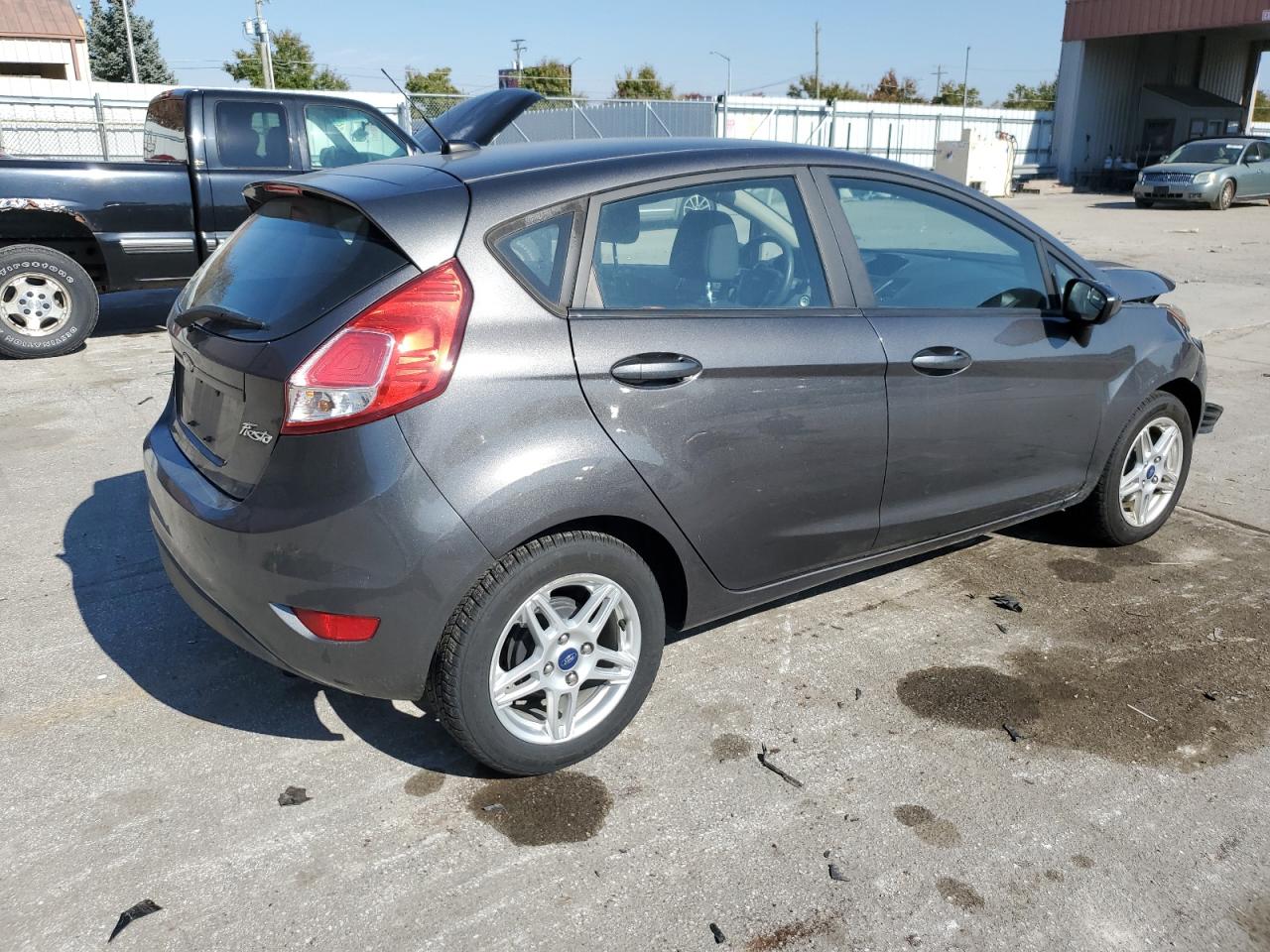 Photo 2 VIN: 3FADP4EJ4HM145823 - FORD FIESTA 