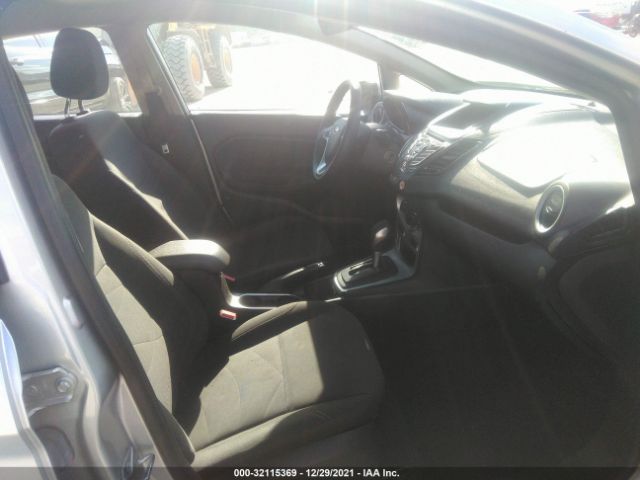 Photo 4 VIN: 3FADP4EJ4KM107869 - FORD FIESTA 