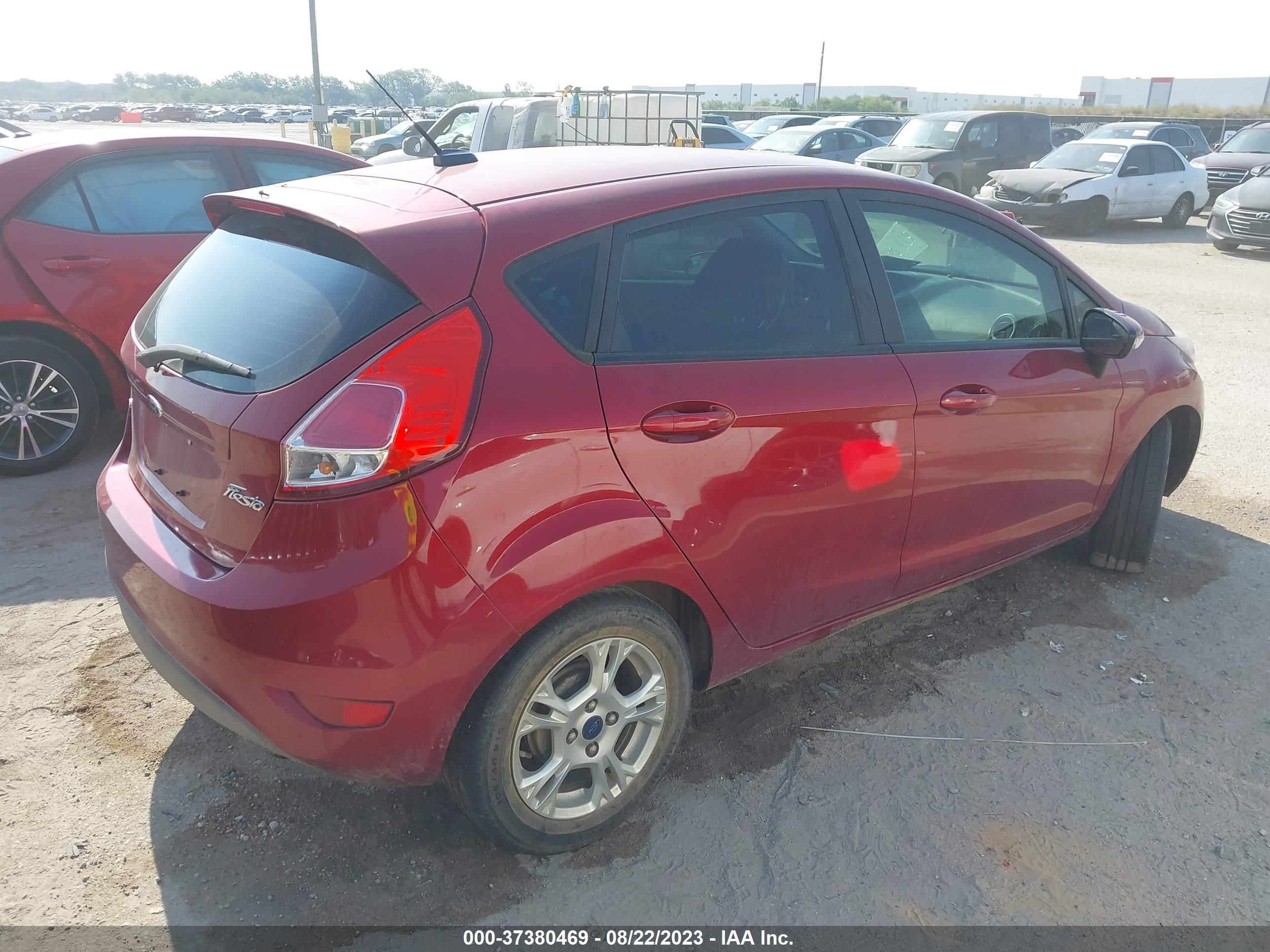 Photo 3 VIN: 3FADP4EJ5FM132558 - FORD FIESTA 