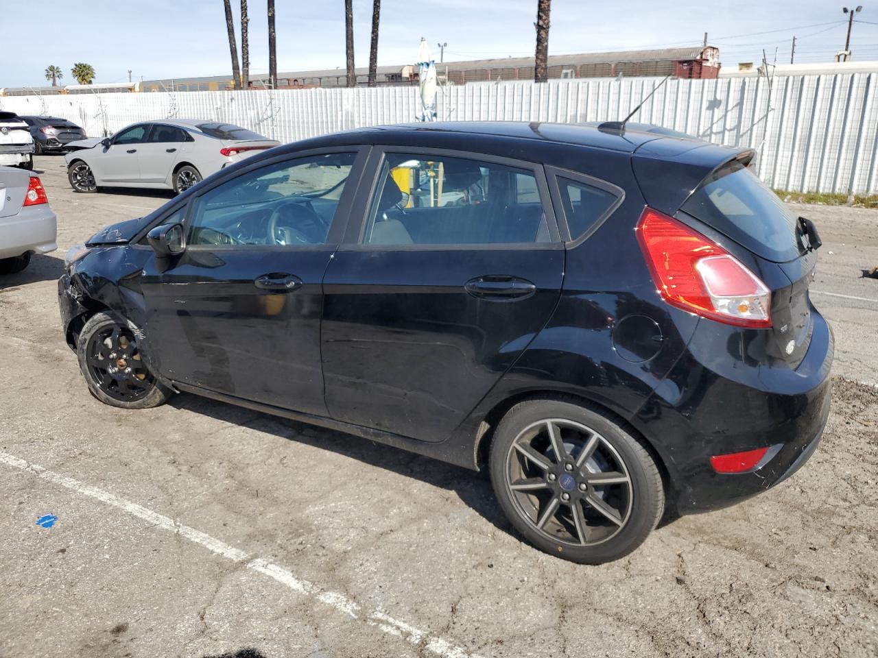 Photo 1 VIN: 3FADP4EJ5JM110102 - FORD FIESTA 