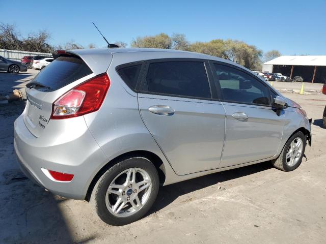 Photo 2 VIN: 3FADP4EJ5KM122820 - FORD FIESTA SE 