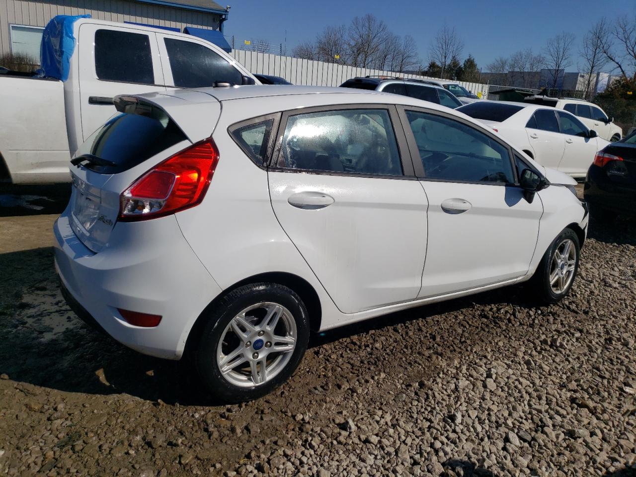 Photo 2 VIN: 3FADP4EJ5KM156059 - FORD FIESTA 