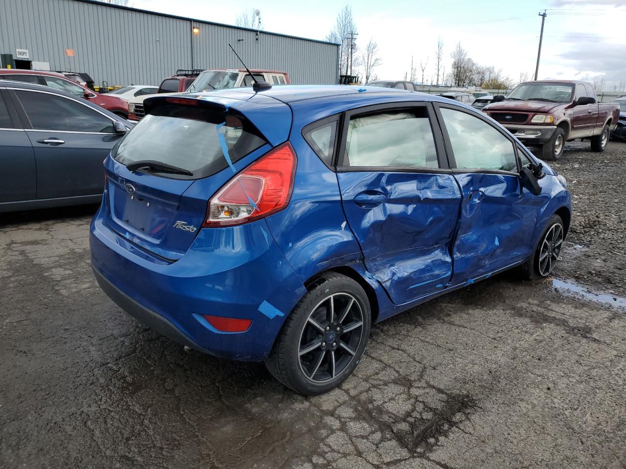 Photo 2 VIN: 3FADP4EJ5KM166249 - FORD FIESTA 