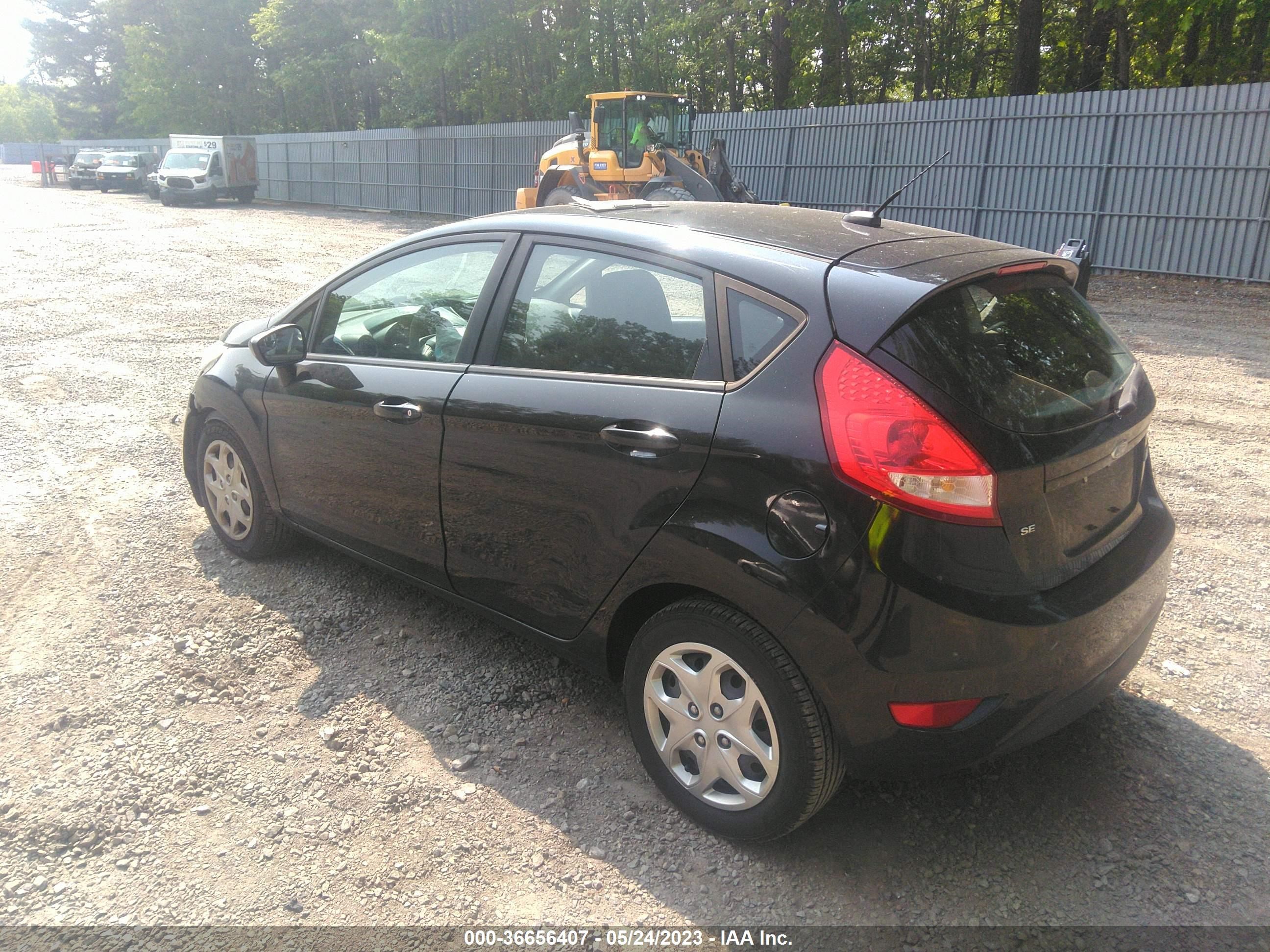 Photo 2 VIN: 3FADP4EJ6BM227527 - FORD FIESTA 