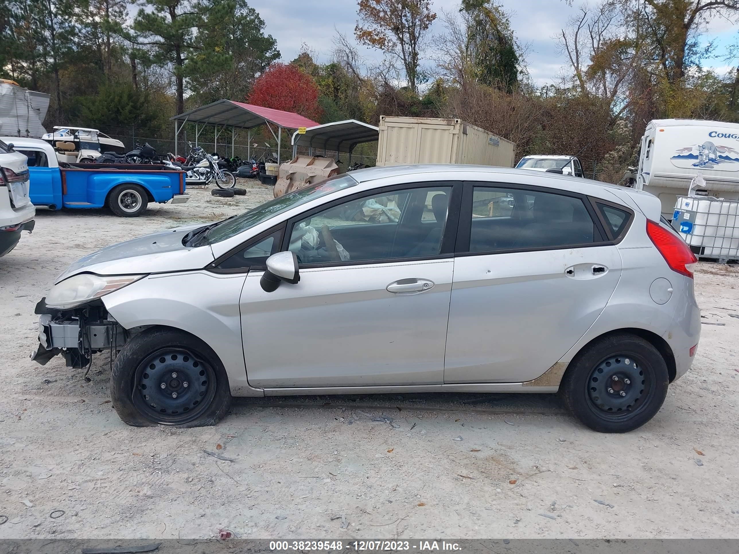 Photo 13 VIN: 3FADP4EJ6BM231268 - FORD FIESTA 