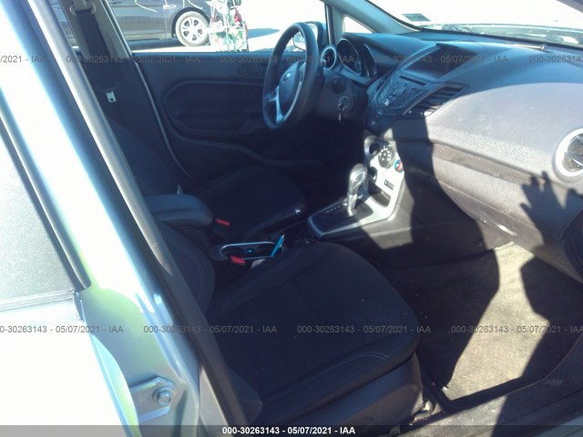 Photo 4 VIN: 3FADP4EJ6JM122002 - FORD FIESTA 