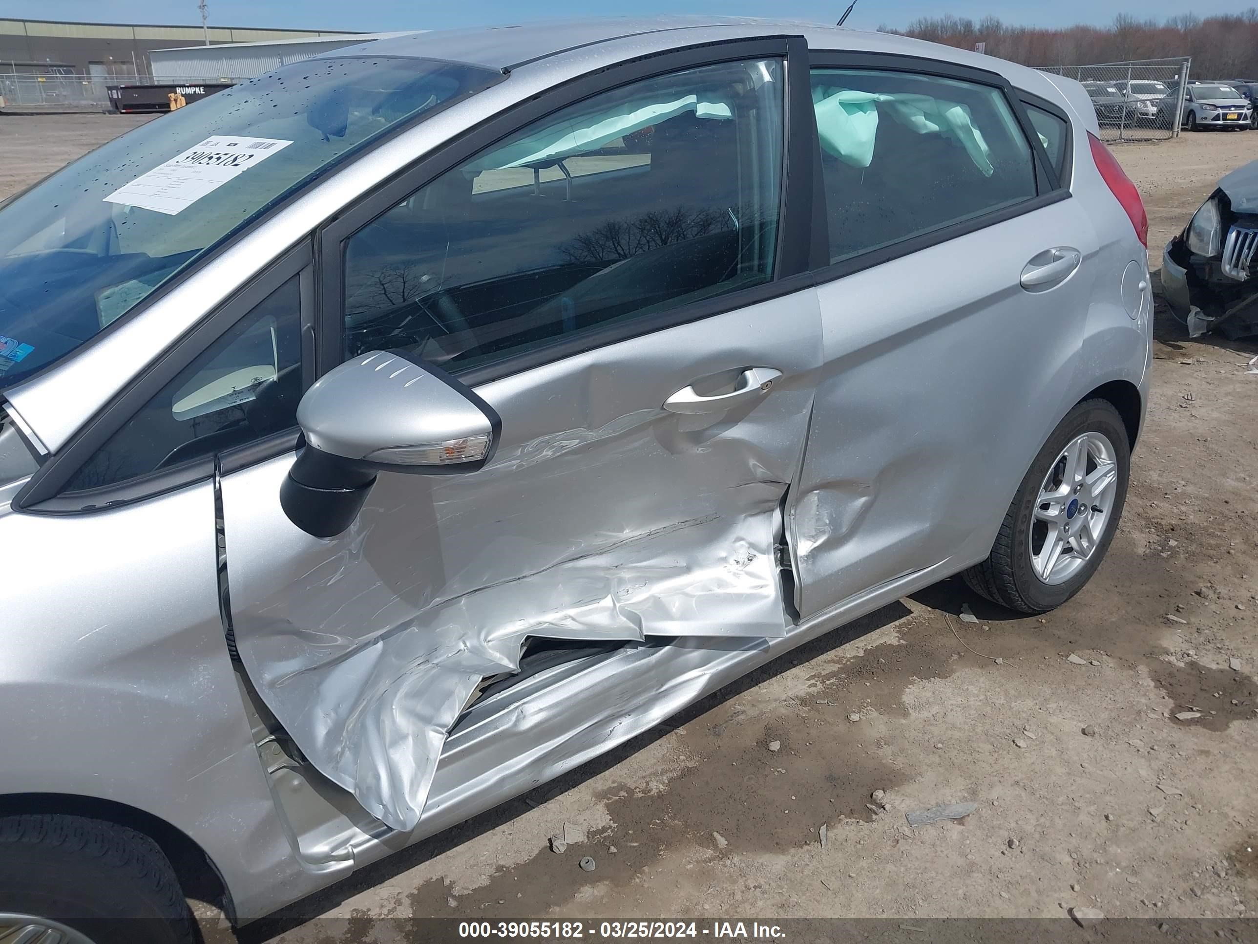 Photo 5 VIN: 3FADP4EJ6KM162307 - FORD FIESTA 