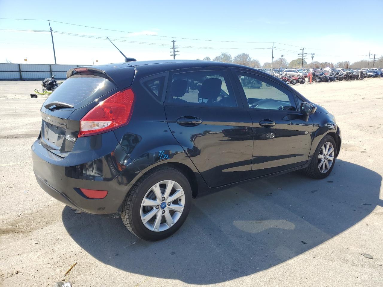 Photo 2 VIN: 3FADP4EJ7CM162687 - FORD FIESTA 