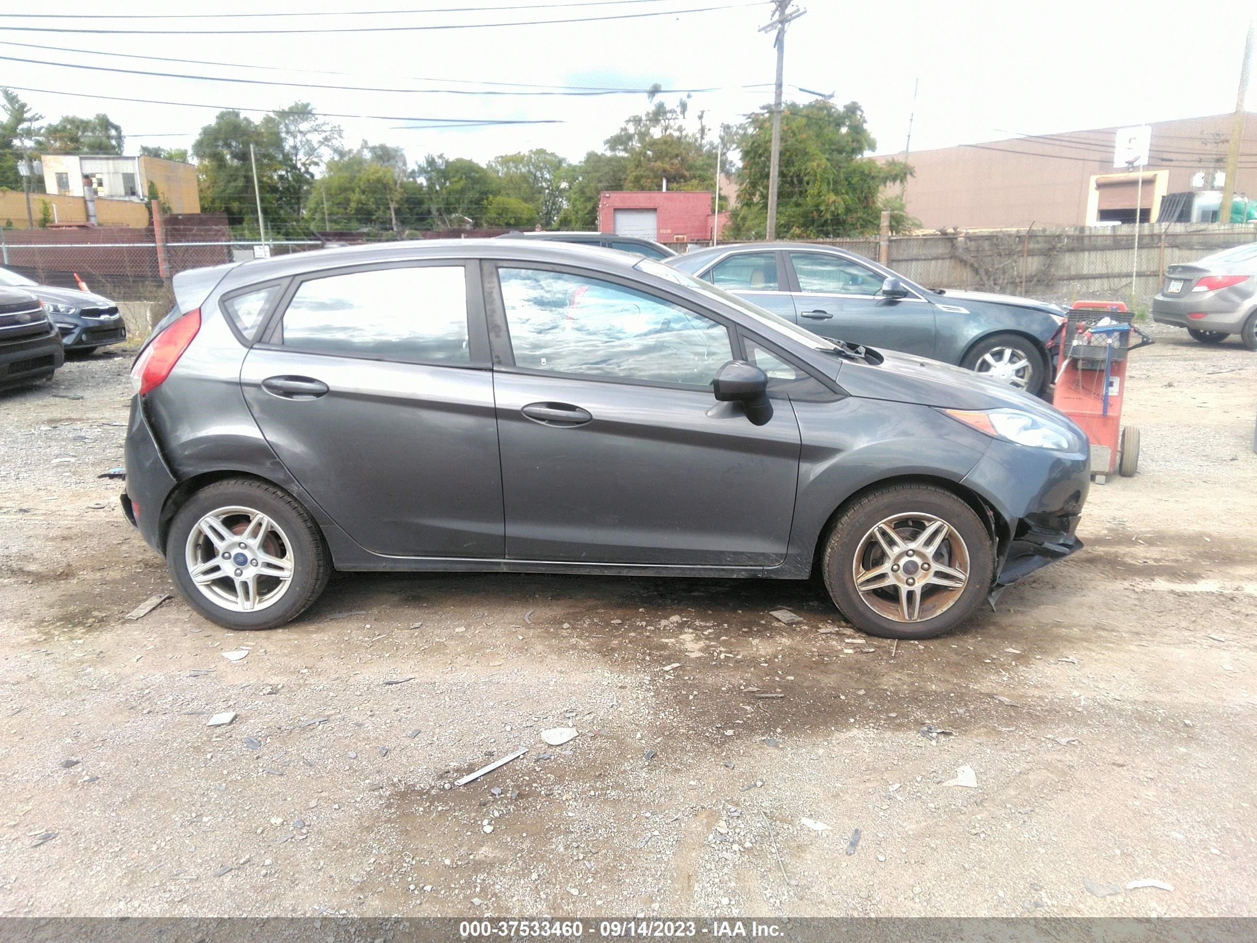 Photo 12 VIN: 3FADP4EJ7HM115845 - FORD FIESTA 