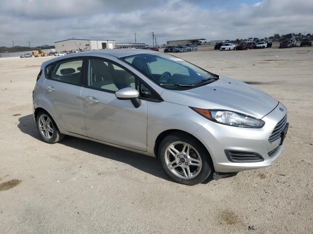 Photo 3 VIN: 3FADP4EJ7JM107010 - FORD FIESTA SE 