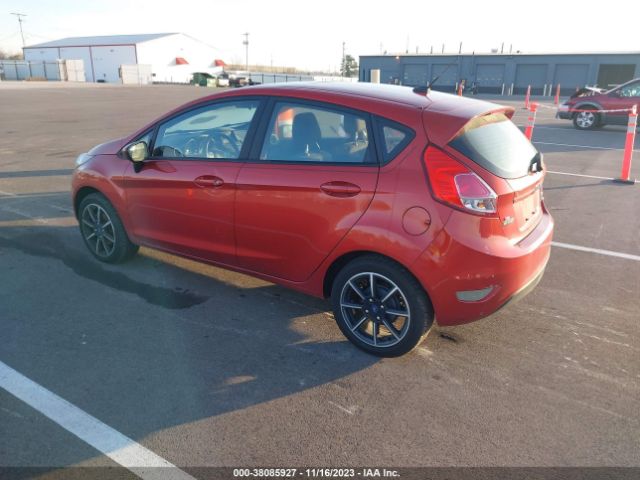 Photo 2 VIN: 3FADP4EJ7JM132165 - FORD FIESTA 