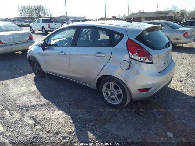 Photo 2 VIN: 3FADP4EJ8JM136466 - FORD FIESTA 