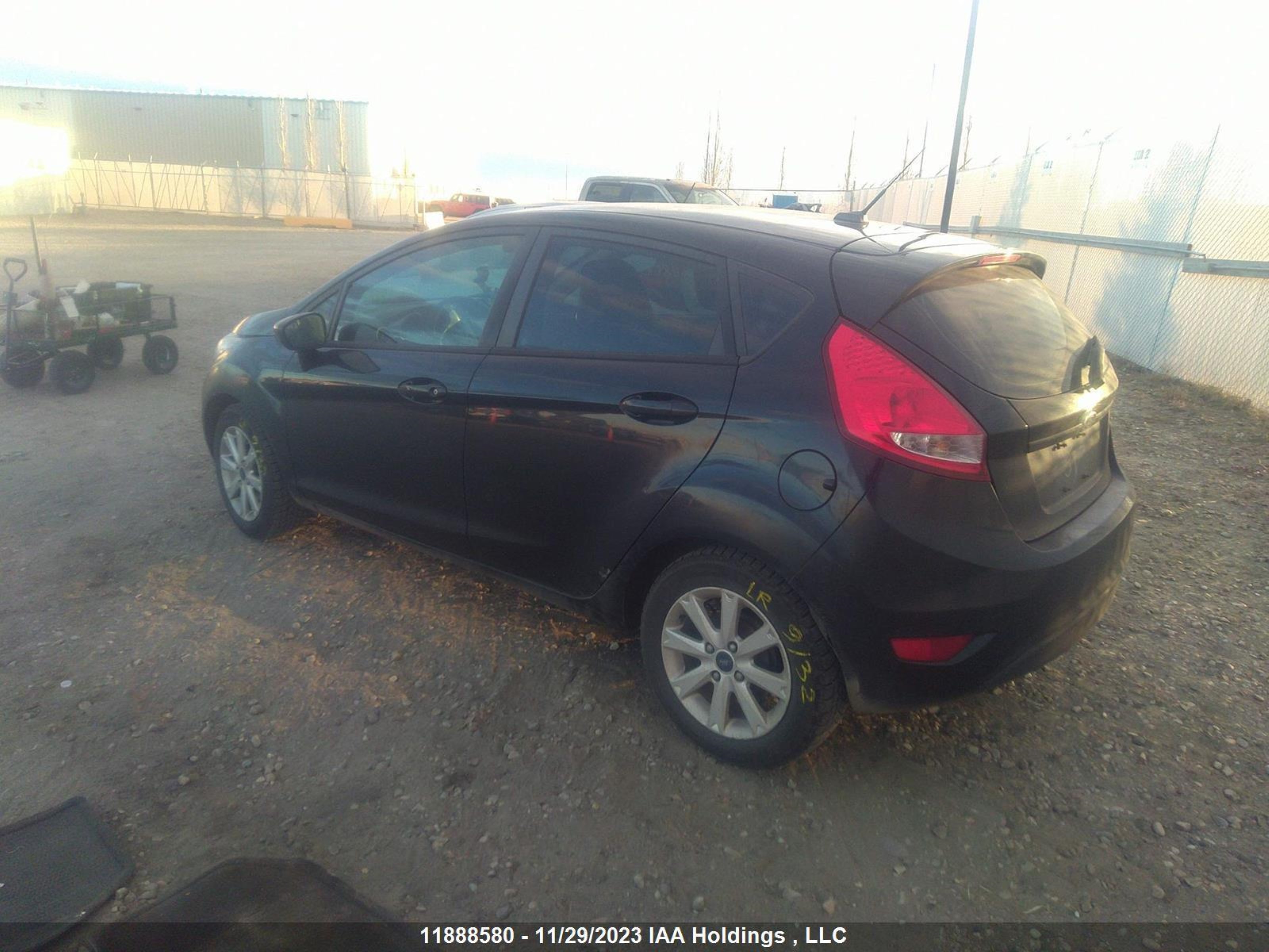 Photo 2 VIN: 3FADP4EJ9BM161135 - FORD FIESTA 