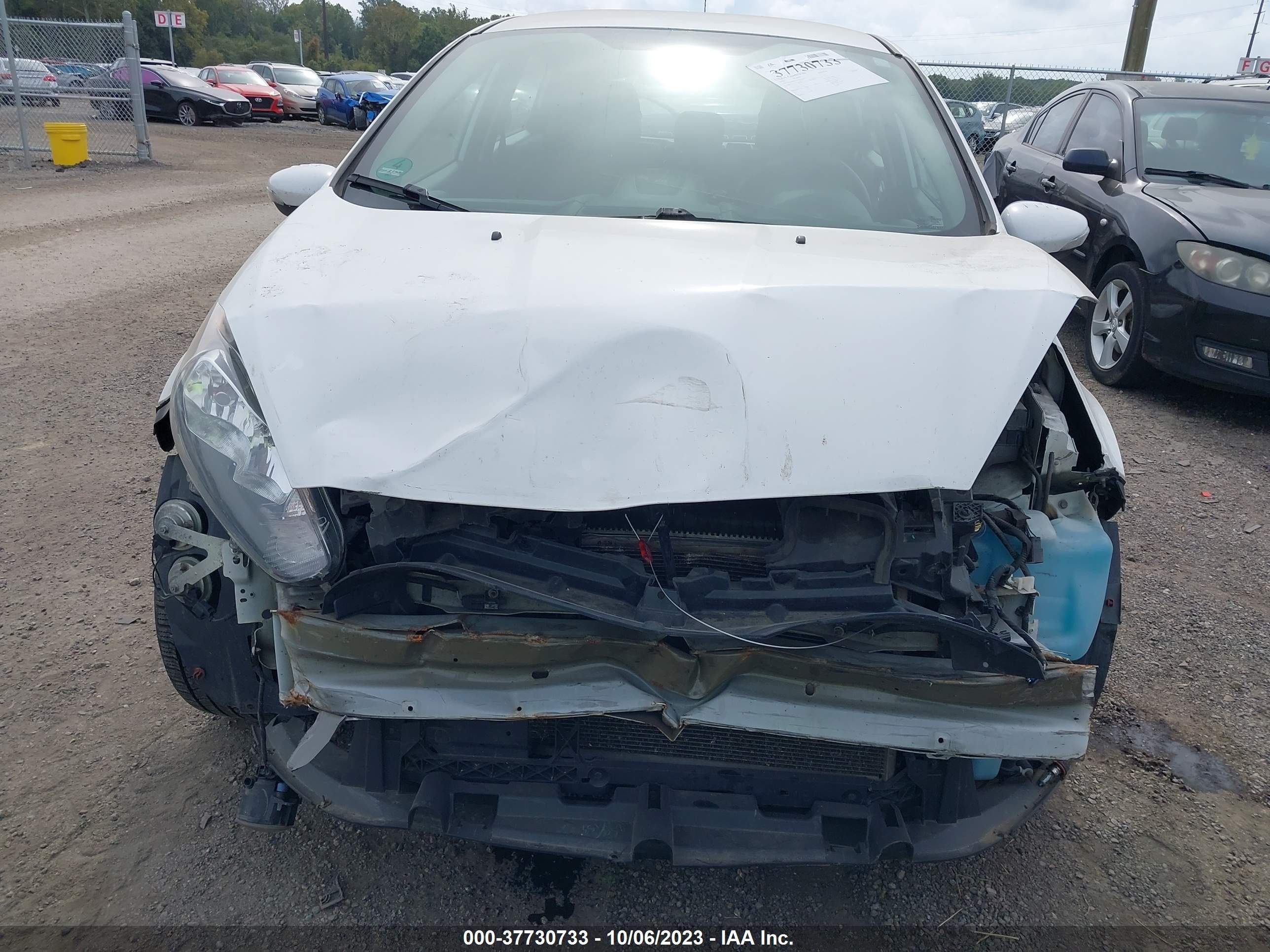 Photo 5 VIN: 3FADP4EJ9FM218455 - FORD FIESTA 