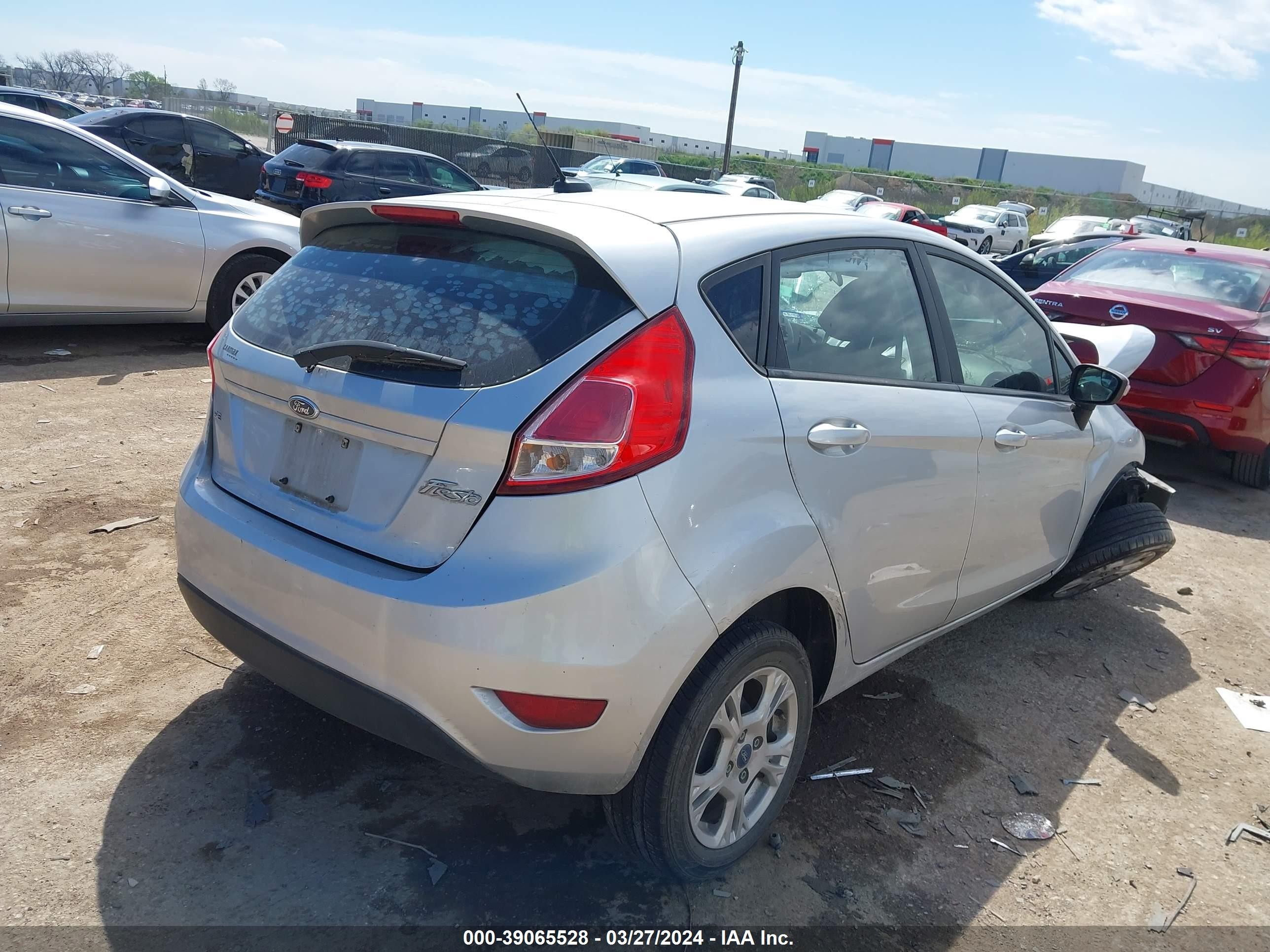 Photo 3 VIN: 3FADP4EJXFM181805 - FORD FIESTA 