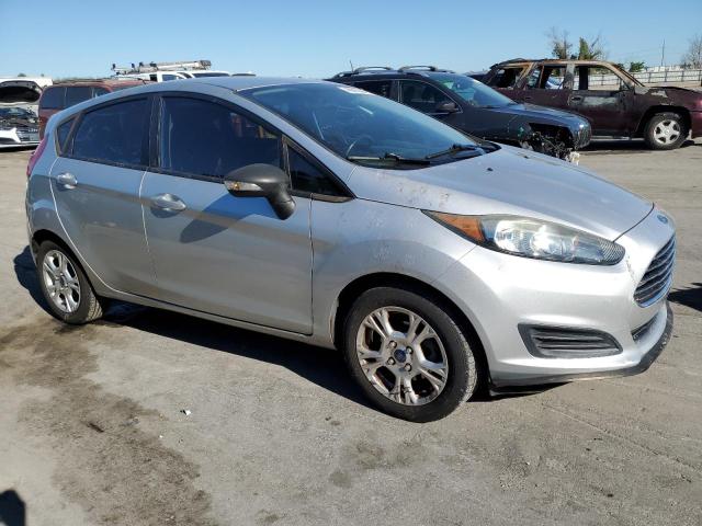 Photo 3 VIN: 3FADP4EJXGM122108 - FORD FIESTA SE 