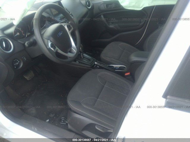 Photo 4 VIN: 3FADP4EJXKM134283 - FORD FIESTA 