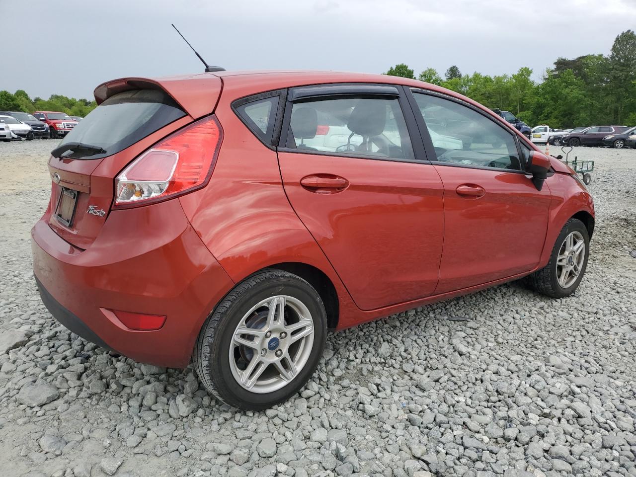 Photo 2 VIN: 3FADP4EJXKM154162 - FORD FIESTA 