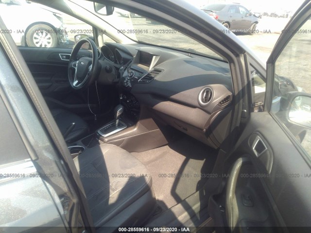 Photo 4 VIN: 3FADP4FJ0FM221405 - FORD FIESTA 