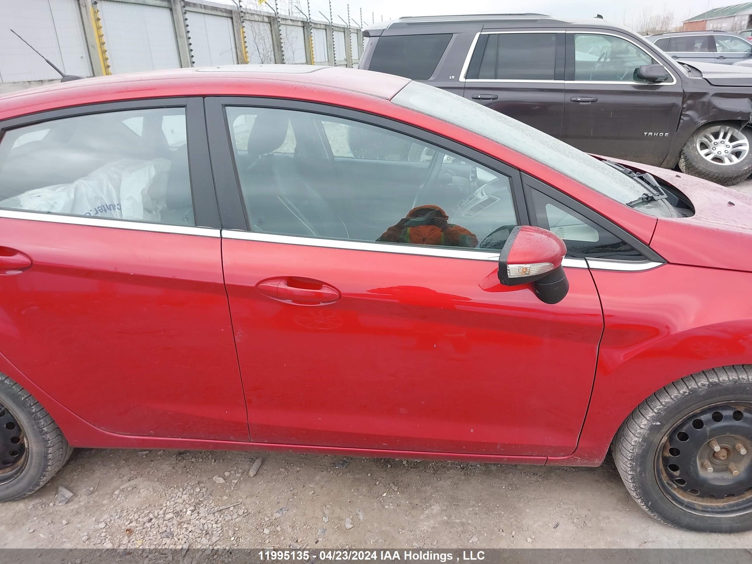 Photo 12 VIN: 3FADP4FJ2BM112552 - FORD FIESTA 