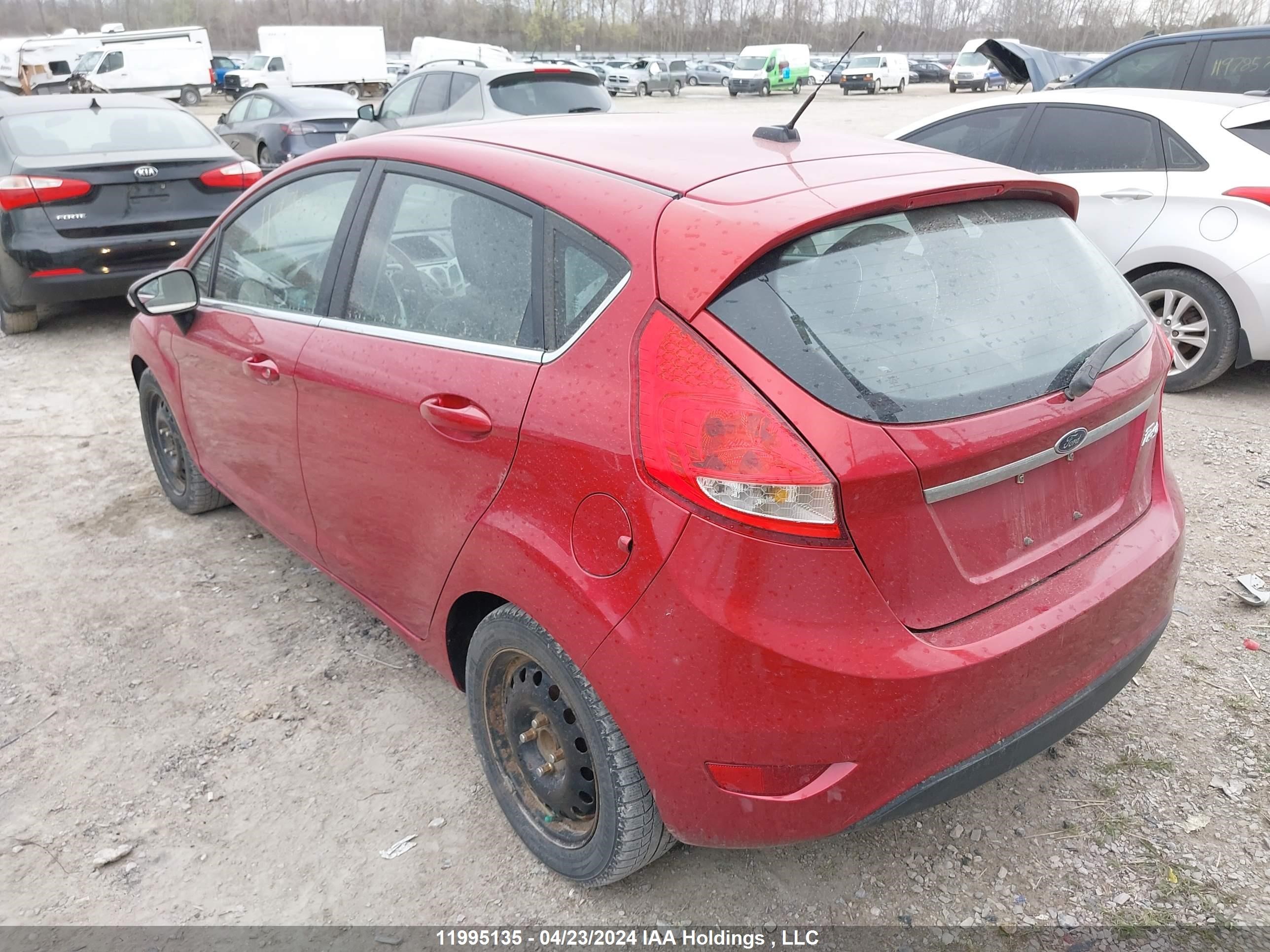 Photo 2 VIN: 3FADP4FJ2BM112552 - FORD FIESTA 