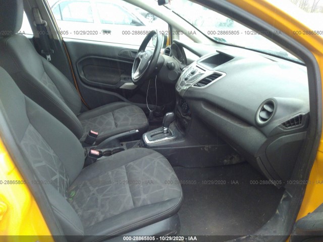 Photo 4 VIN: 3FADP4FJ2BM121672 - FORD FIESTA 