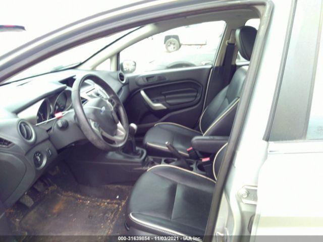 Photo 4 VIN: 3FADP4FJ8CM110743 - FORD FIESTA 