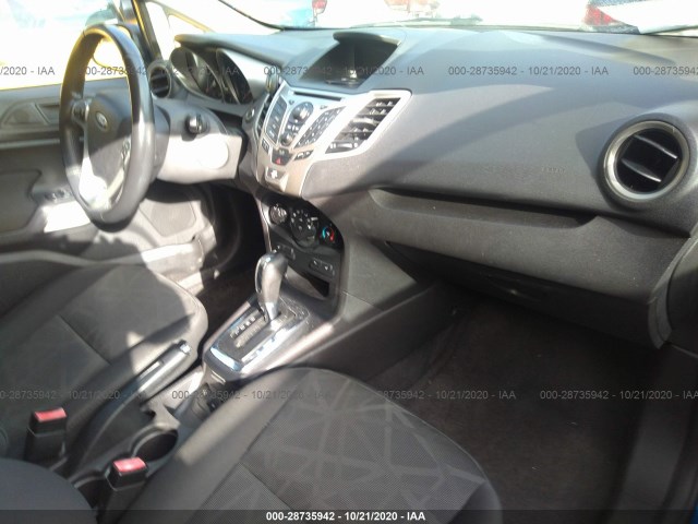 Photo 4 VIN: 3FADP4FJXBM127316 - FORD FIESTA 