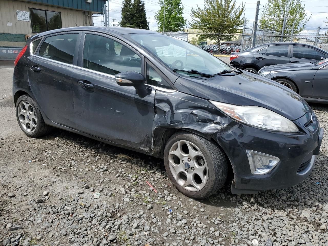 Photo 3 VIN: 3FADP4FJXBM177570 - FORD FIESTA 