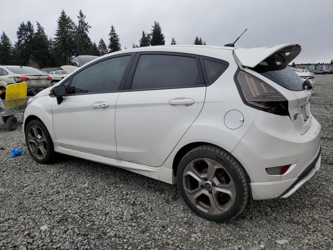 Photo 1 VIN: 3FADP4GX7JM114170 - FORD FIESTA 