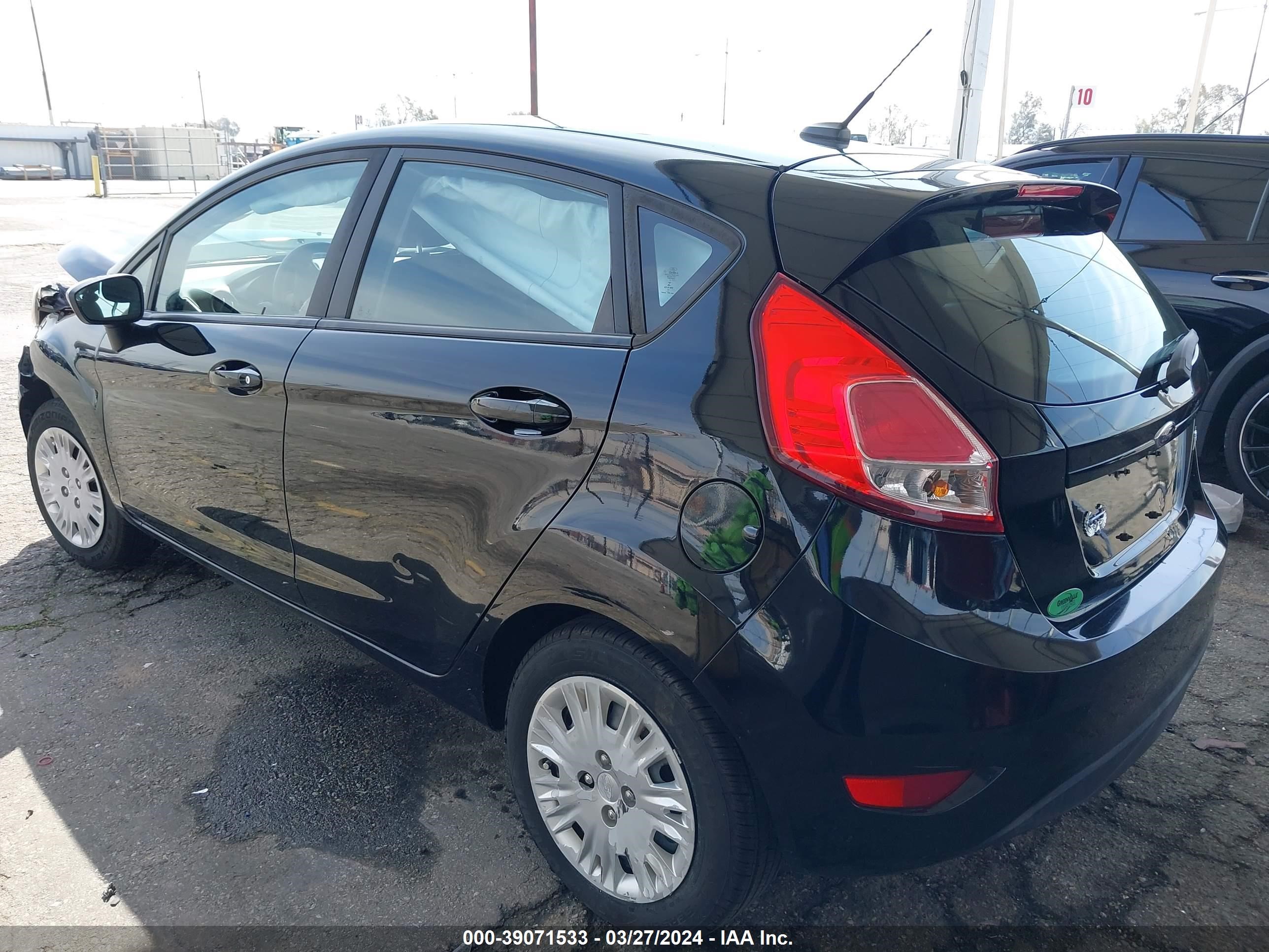 Photo 2 VIN: 3FADP4TJ1GM106530 - FORD FIESTA 