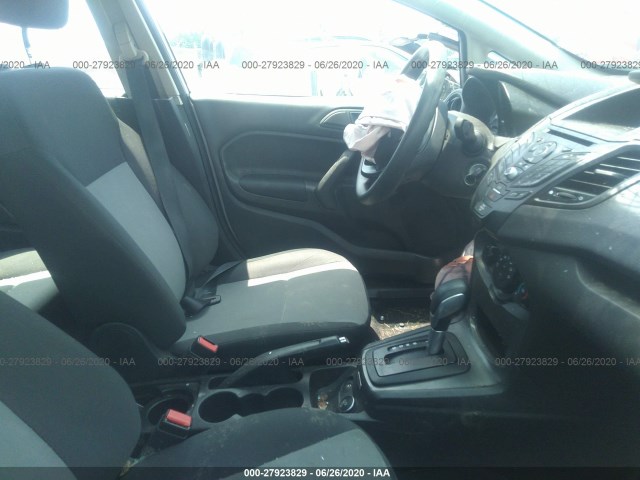 Photo 4 VIN: 3FADP4TJ2GM185738 - FORD FIESTA 