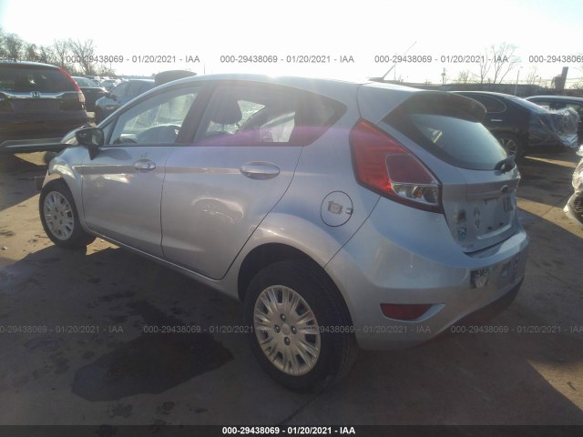 Photo 2 VIN: 3FADP4TJ3GM122017 - FORD FIESTA 