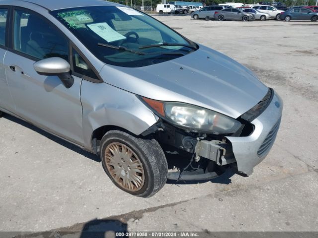 Photo 5 VIN: 3FADP4TJ4JM113494 - FORD FIESTA 