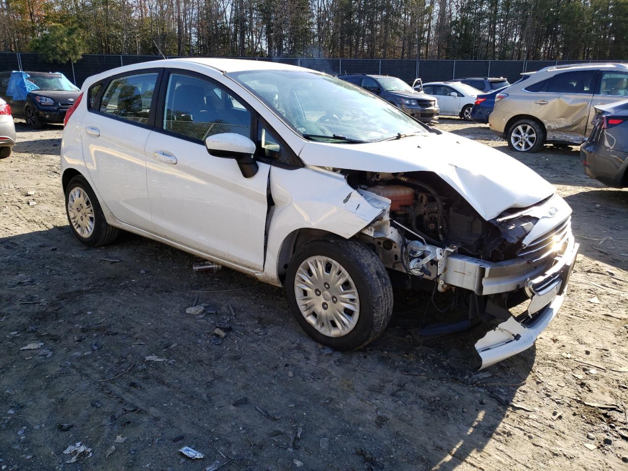 Photo 3 VIN: 3FADP4TJ6FM222112 - FORD FIESTA 